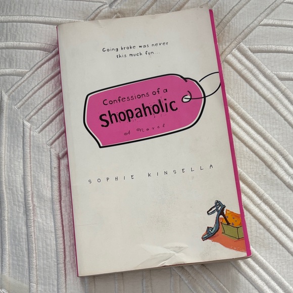 Other - Confessions of a Shopaholic by Sophie Kinsella - Paperback Book